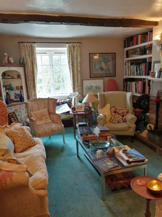 The Old Rectory Bed & Breakfast 애버게이브니 외부 사진